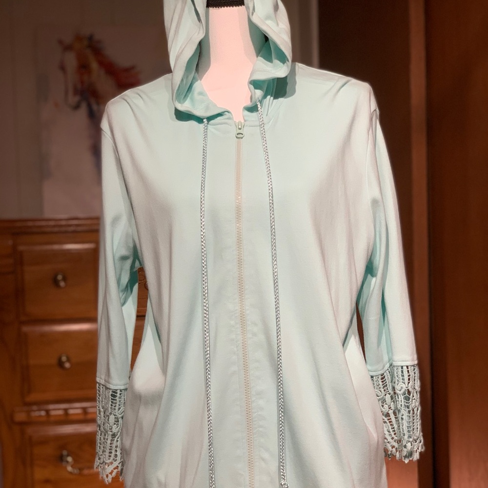 Beautiful Cardigan Hooded Cott with Crocheted Hem